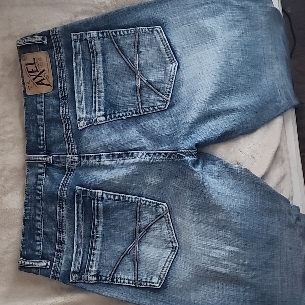 Jeans - Picture 3 of 4